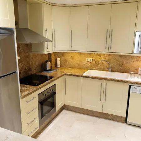 Spacious 3 Bedroom 2nd Line Center Apartment Marbella