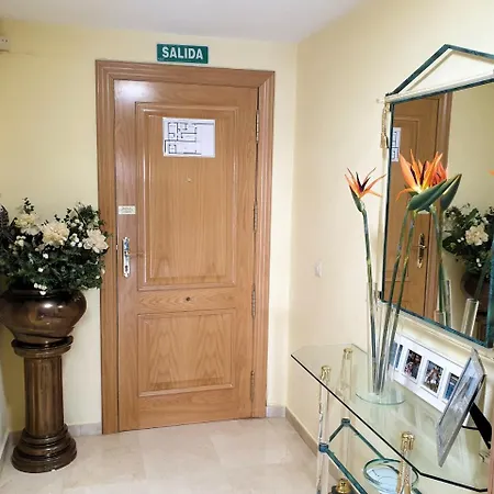 Appartement Spacious 3 Bedroom 2nd Line Center Marbellac